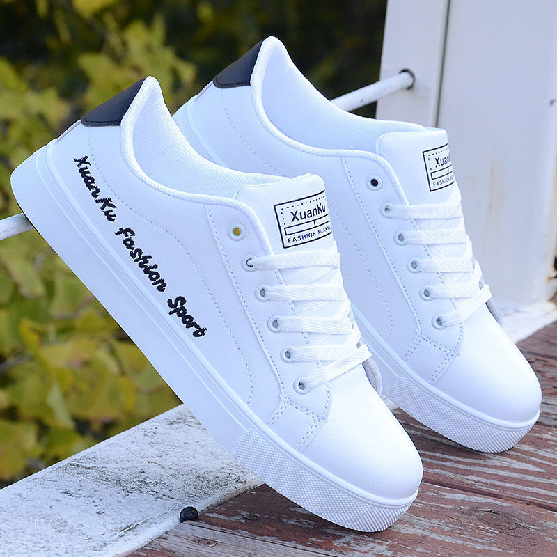 Autumn Men Casual Shoes Winter Men's Board Shoes Light Sports Shoes Men Tennis Sneaker Soft White Shoes Male Flat Shoes