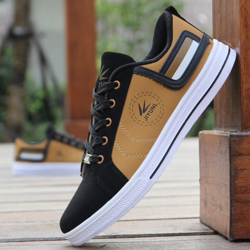 Mens Round Toe High Top Sneakers Casual Vulcanize Shoes Lace Up Skateboard Shoes Newest Style 3 Colors